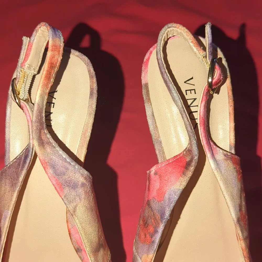 VENUS Floral Pastel Peekaboo Slingback Heels 9